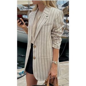 Claire Rose x NA-KD oversized striped blazer